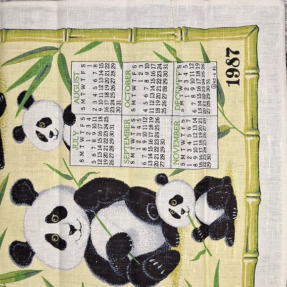 🐼 1987 cloth calendar towel wall hanging with original envelope and dowel - Picture 7 of 13